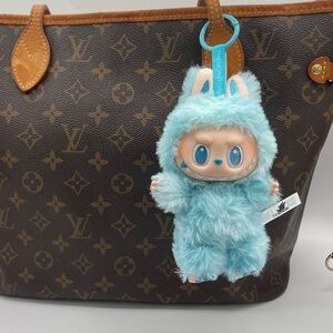 POP MART The Monsters Labubu Big Into Energy Vinyl Plush Pendant- Hope (US)